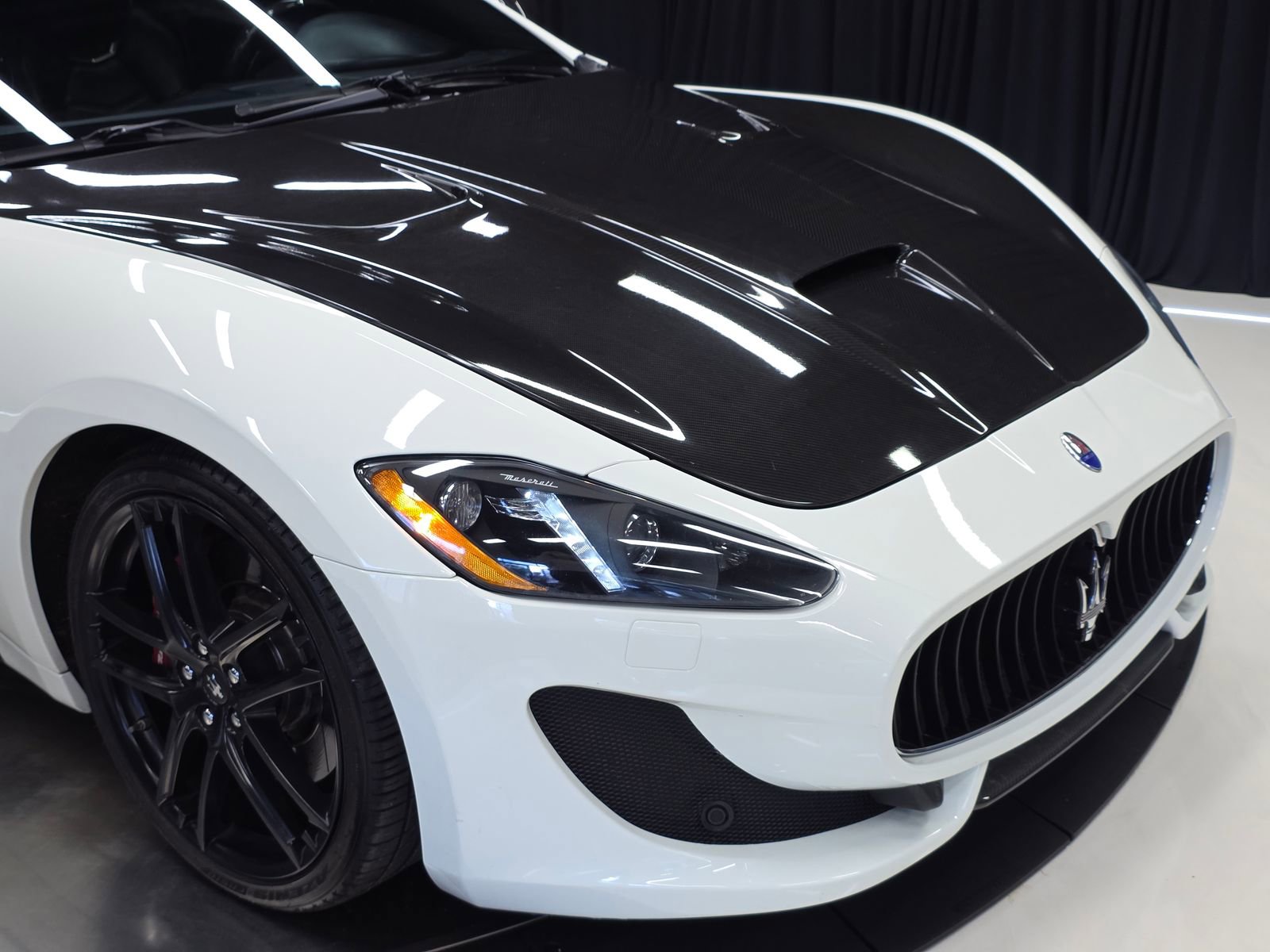 Used 2015 Maserati GranTurismo Sport RWD image 6