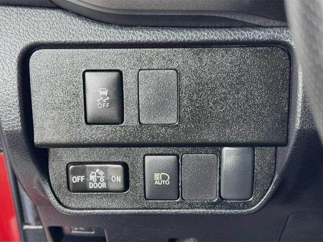 Certified 2023 Toyota Tacoma SR5 w/ Technology Package AWD/4WD image 11