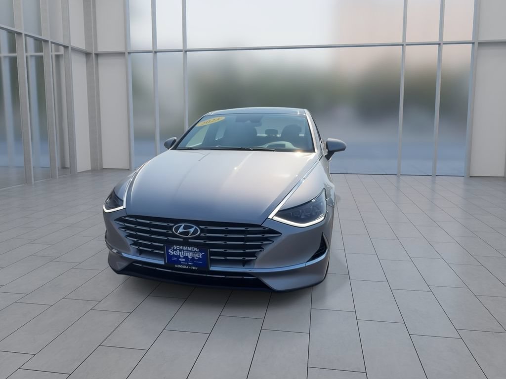 Used 2023 Hyundai Sonata Limited FWD image 3