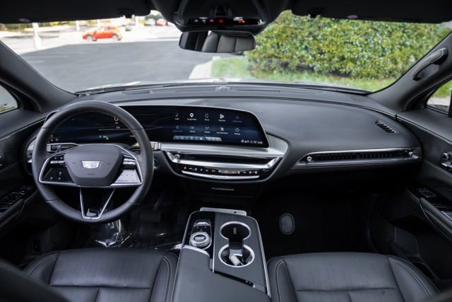 Used 2024 Cadillac Lyriq Luxury RWD image 26