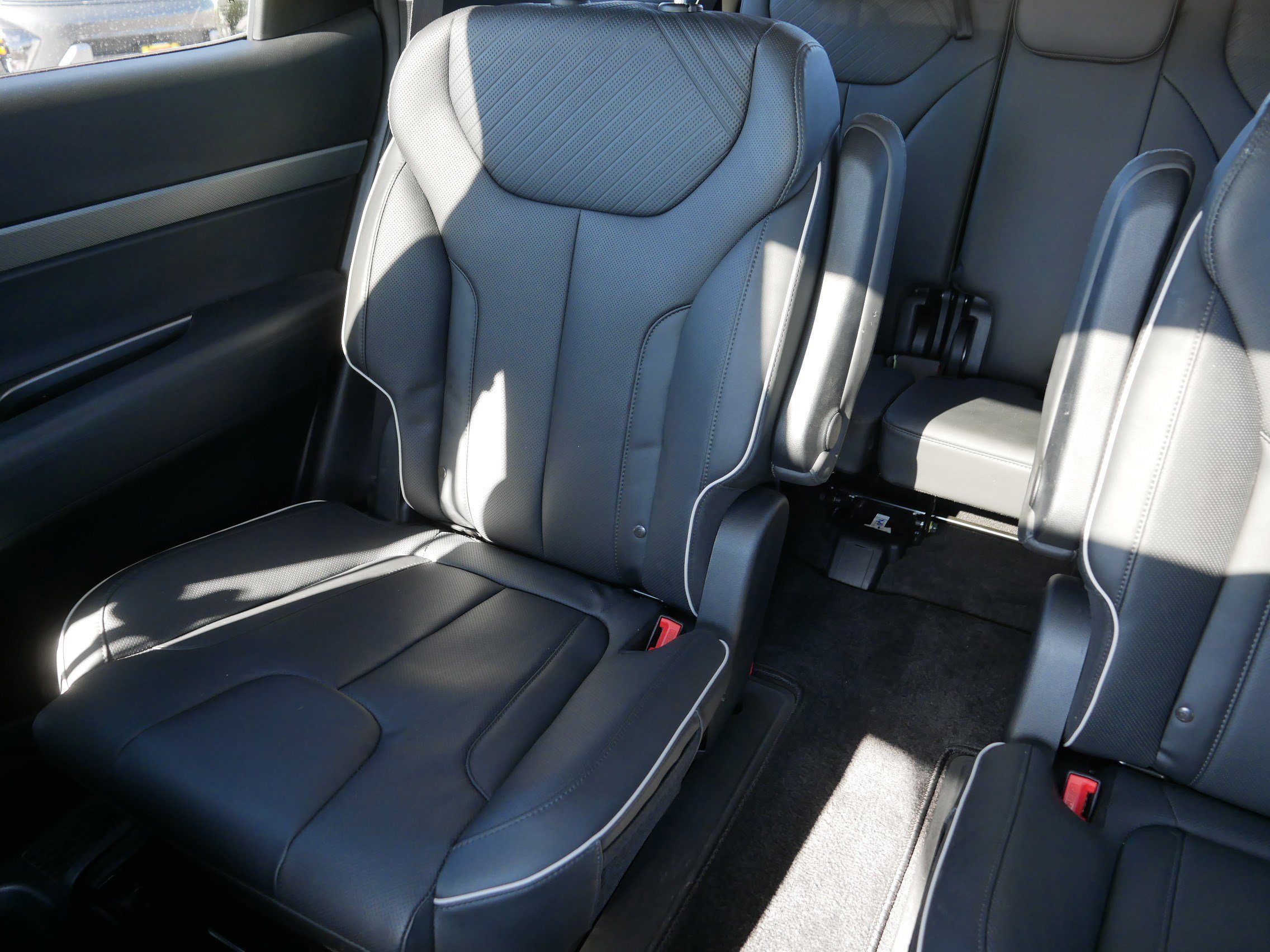 Used 2023 Hyundai Palisade XRT w/ Cargo Package AWD/4WD image 12