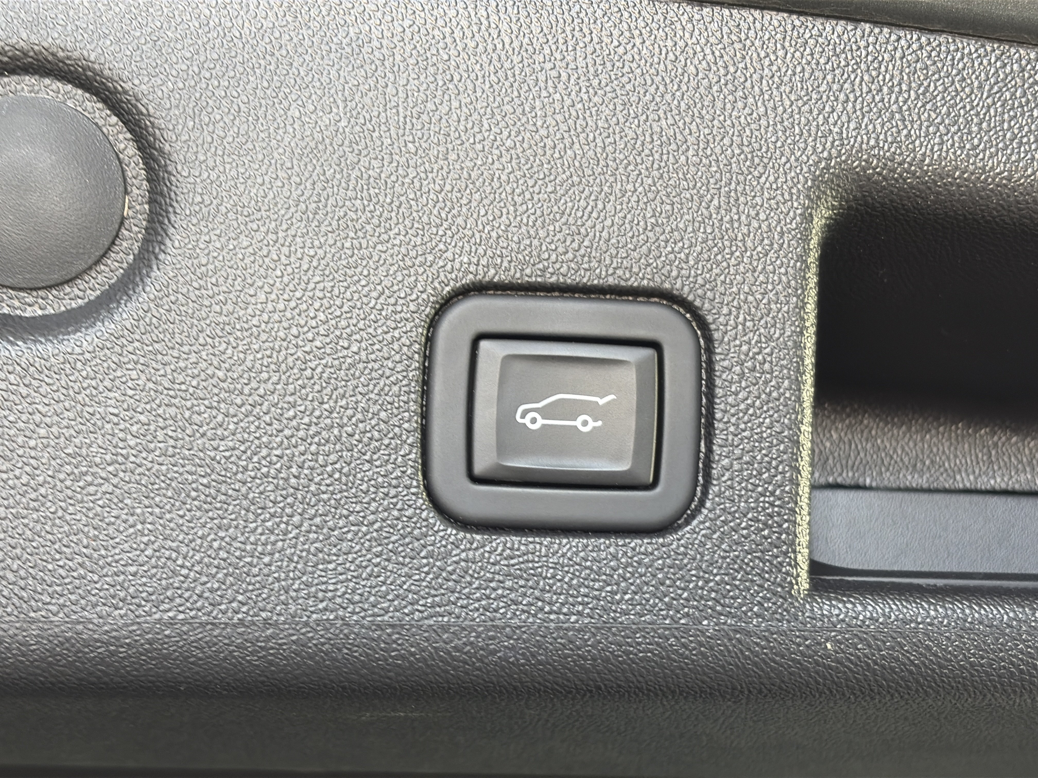 Used 2024 Chevrolet Equinox LT AWD/4WD image 15