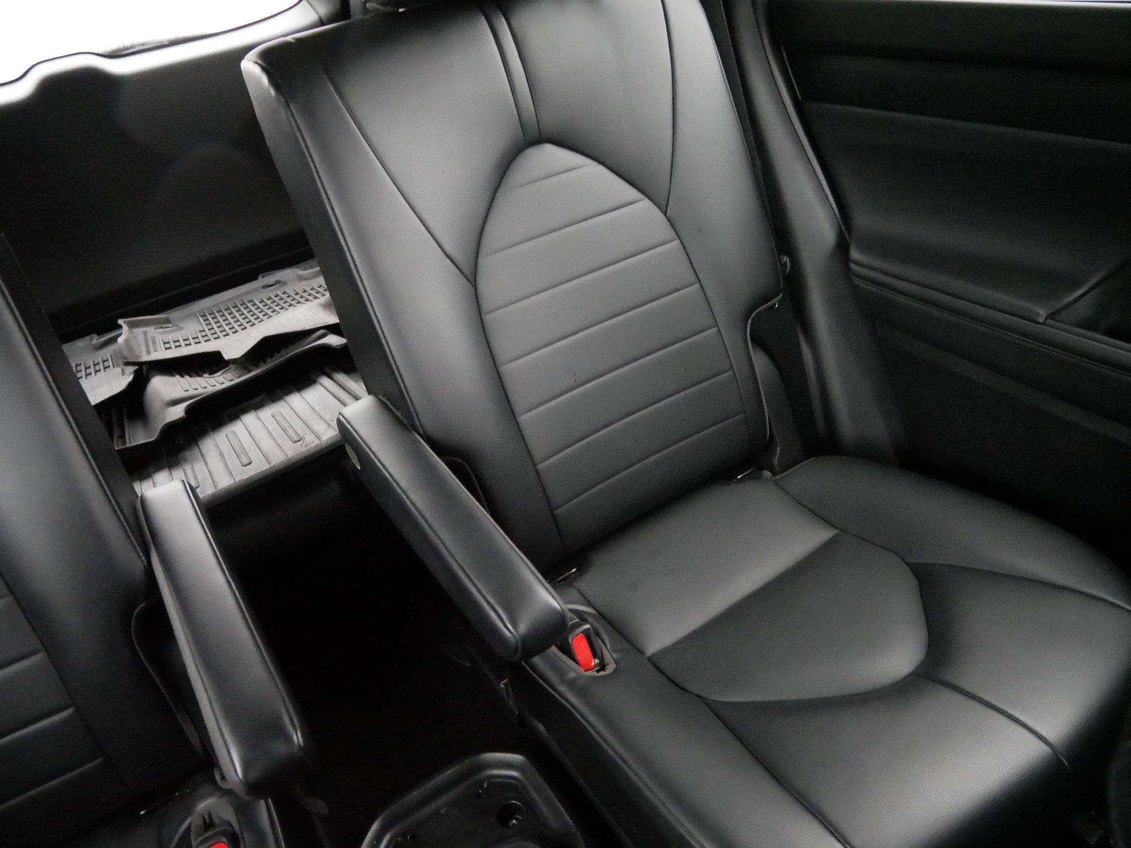 Used 2022 Toyota Highlander XLE image 14