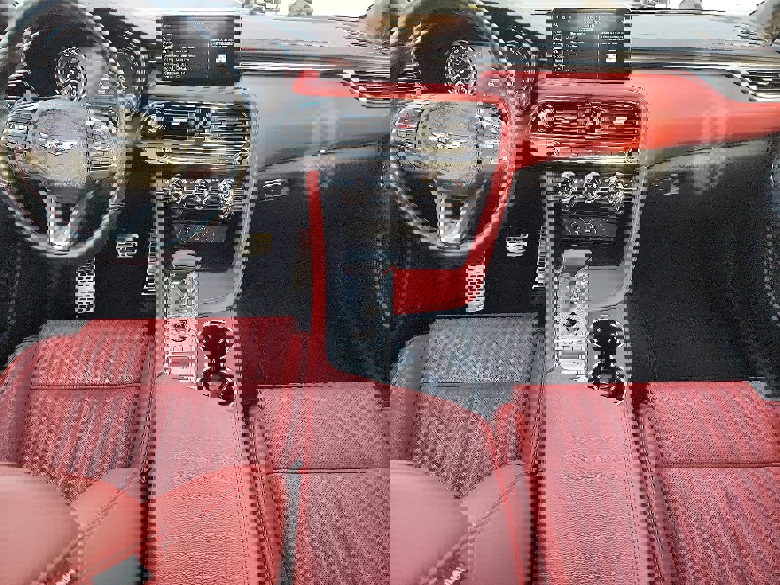 Used 2023 Genesis G70 2.0T w/ Sport Prestige Package image 9