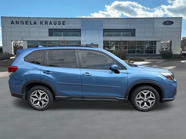 Used 2020 Subaru Forester Premium AWD/4WD image 10