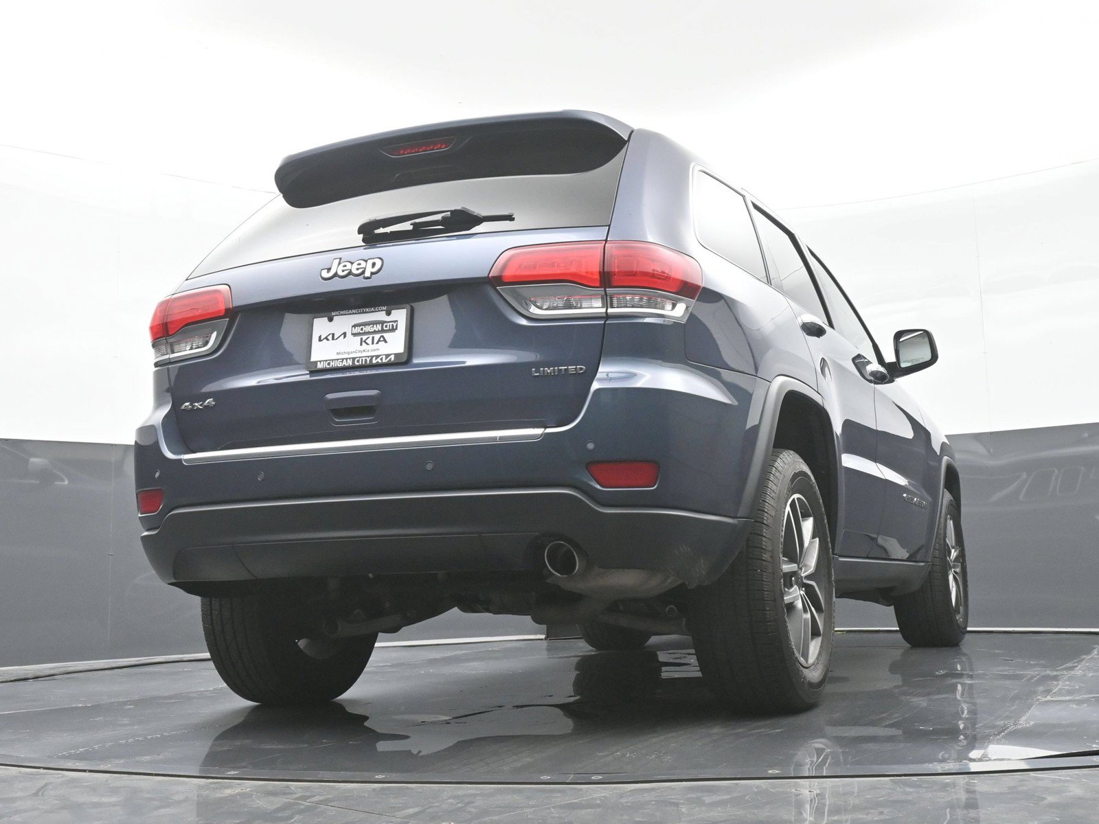 Used 2021 Jeep Grand Cherokee Limited AWD/4WD image 39