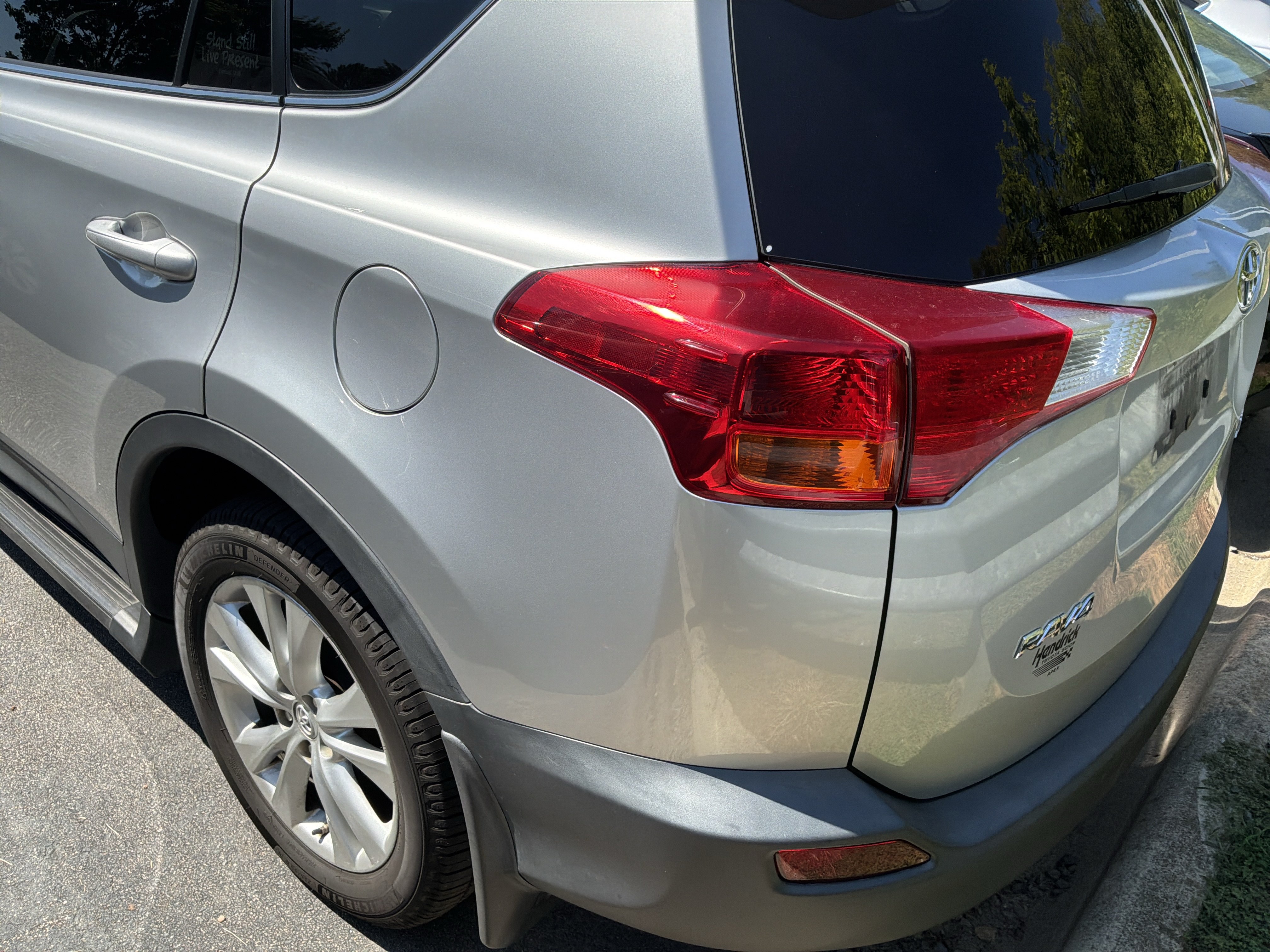 Used 2014 Toyota RAV4 Limited w/ Technology Package AWD/4WD image 6