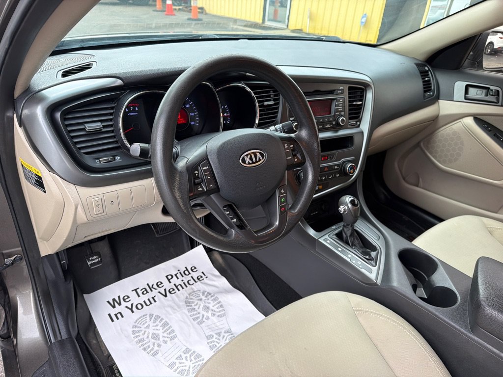 Used 2012 Kia Optima LX FWD image 21