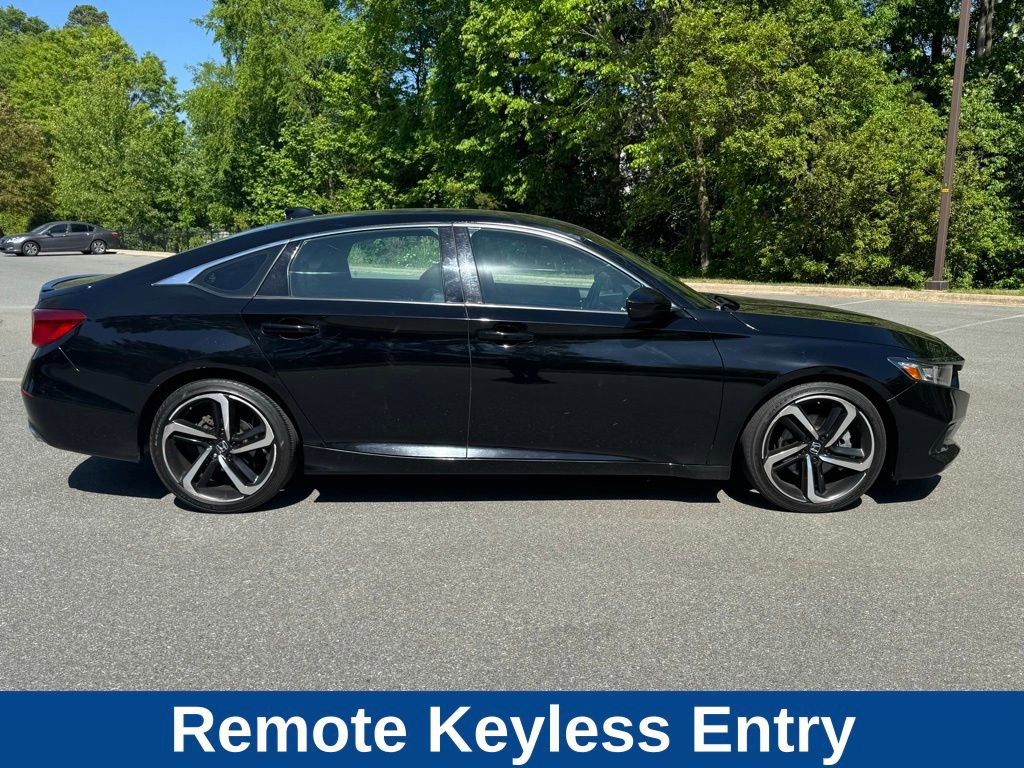 Used 2022 Honda Accord Sport image 4