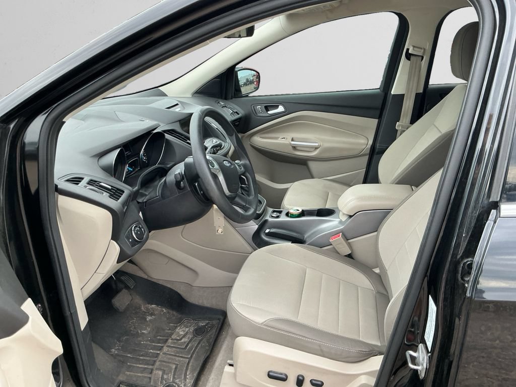 Used 2014 Ford Escape SE w/ Equipment Group 201A AWD/4WD image 9
