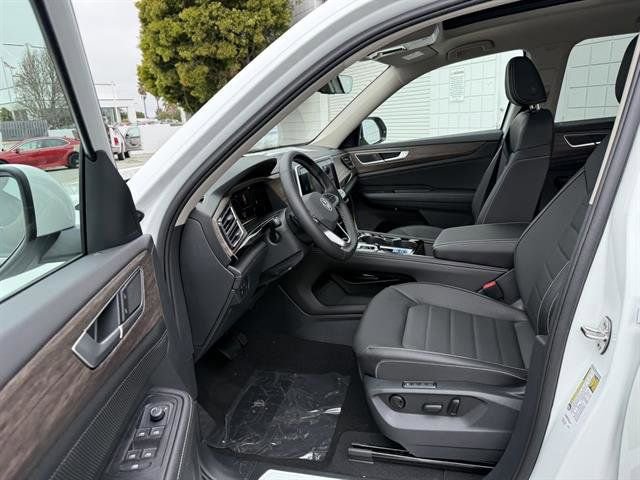 New 2025 Volkswagen Atlas SEL image 16