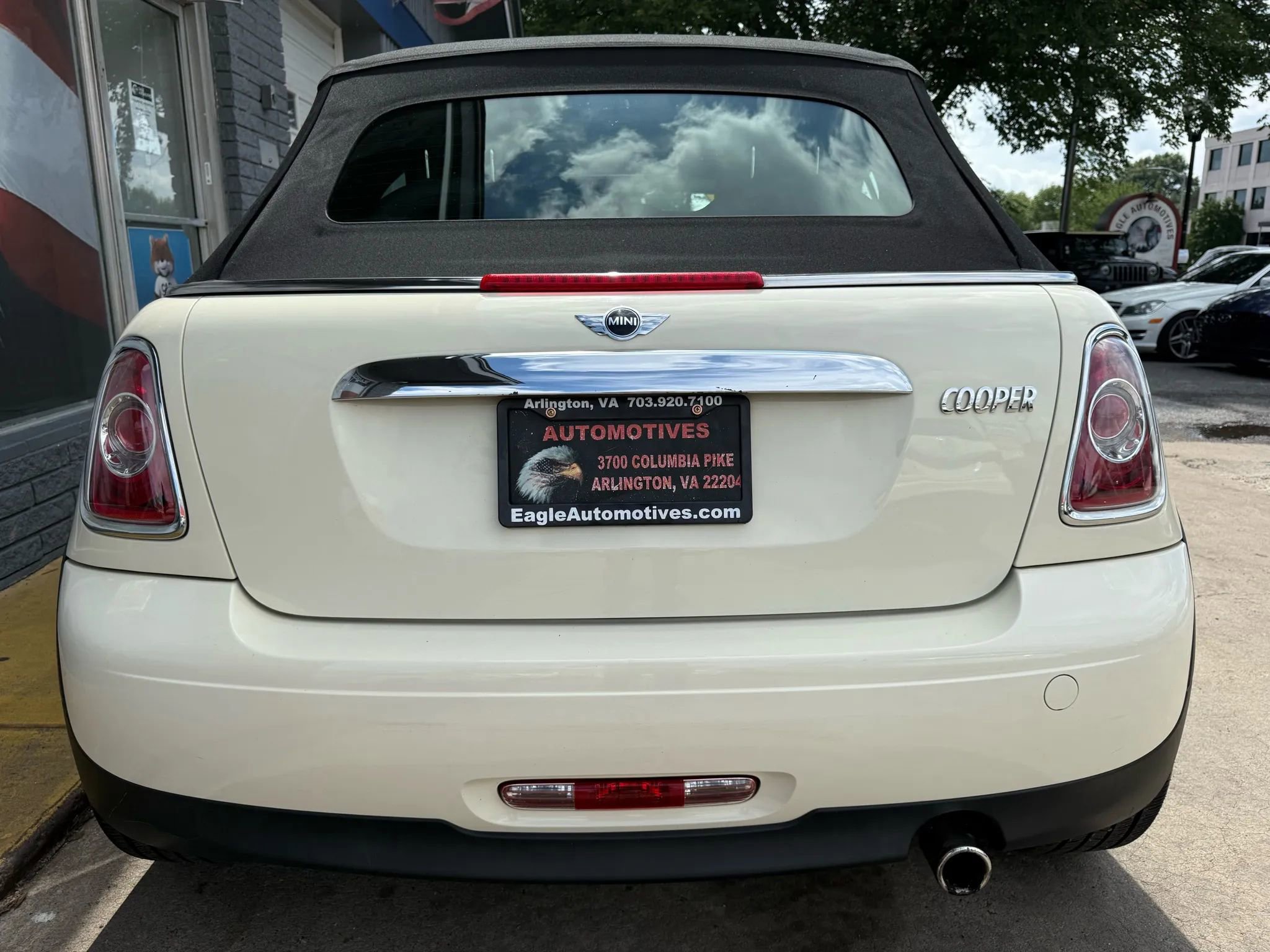 Used 2013 MINI Cooper Convertible image 4