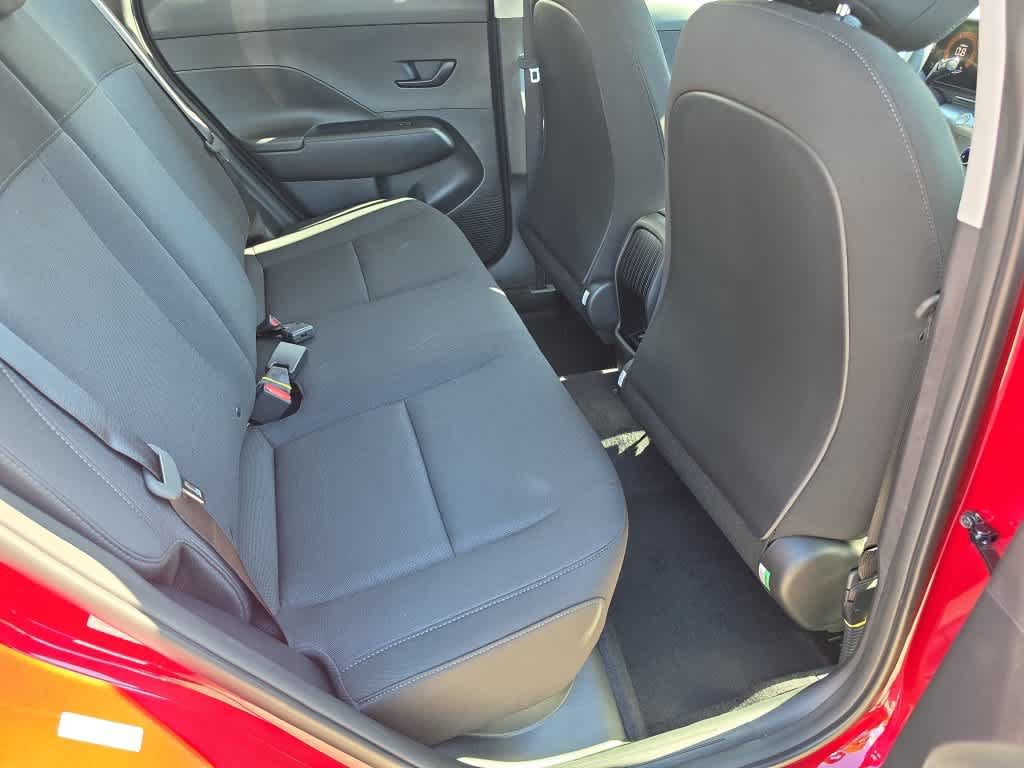 New 2027 Hyundai Kona SE FWD image 21