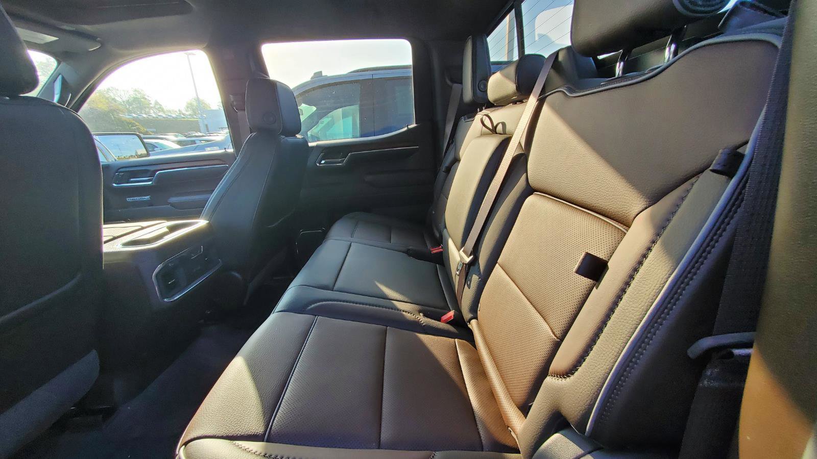 Used 2024 GMC Sierra 1500 Denali w/ Technology Package image 5