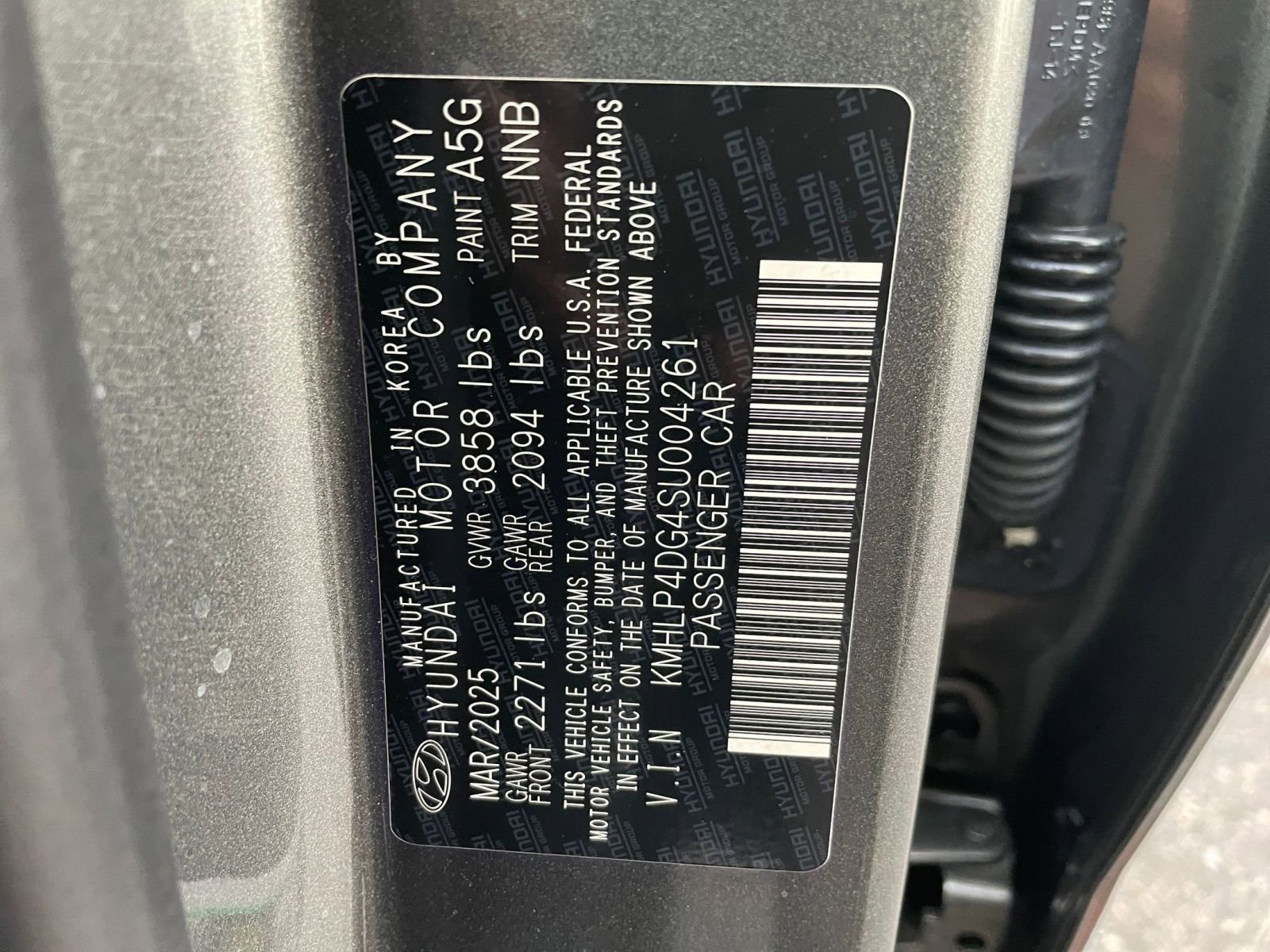 Used 2025 Hyundai Elantra Limited image 28