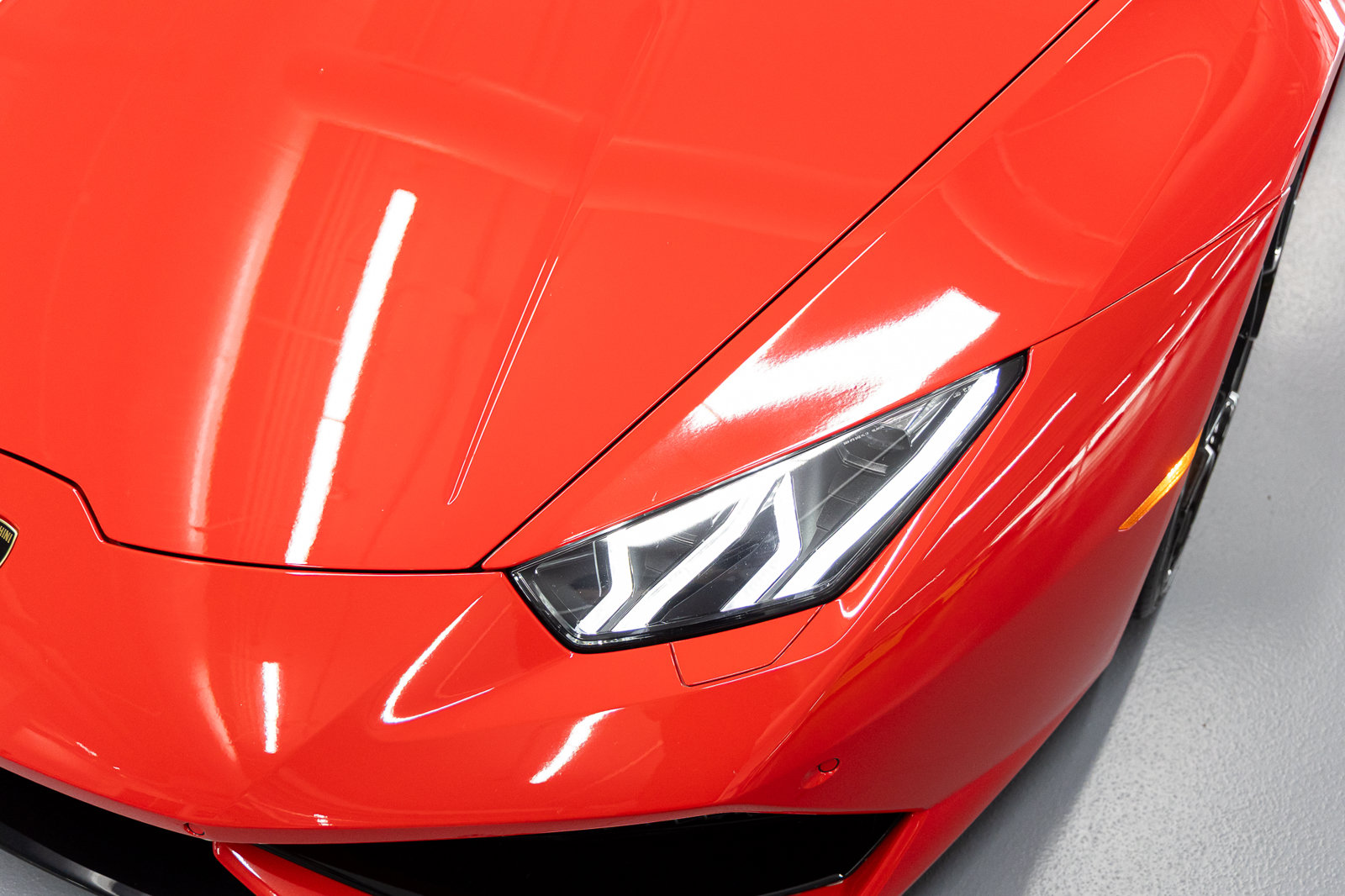 Used 2017 Lamborghini Huracan LP 610-4 AWD/4WD image 22