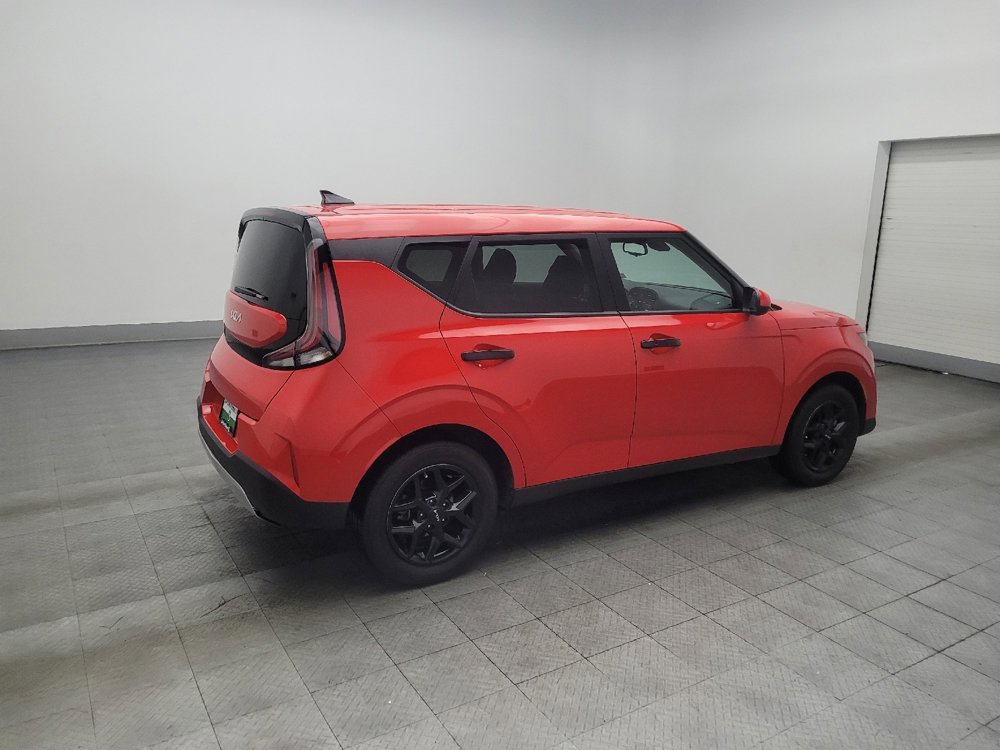 Used 2025 Kia Soul S FWD image 10