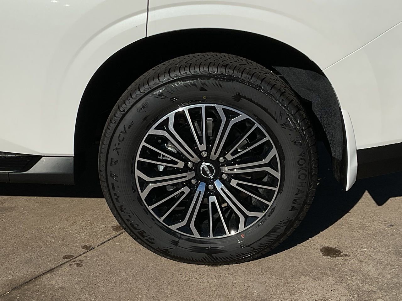 New 2026 Nissan Armada SL image 8