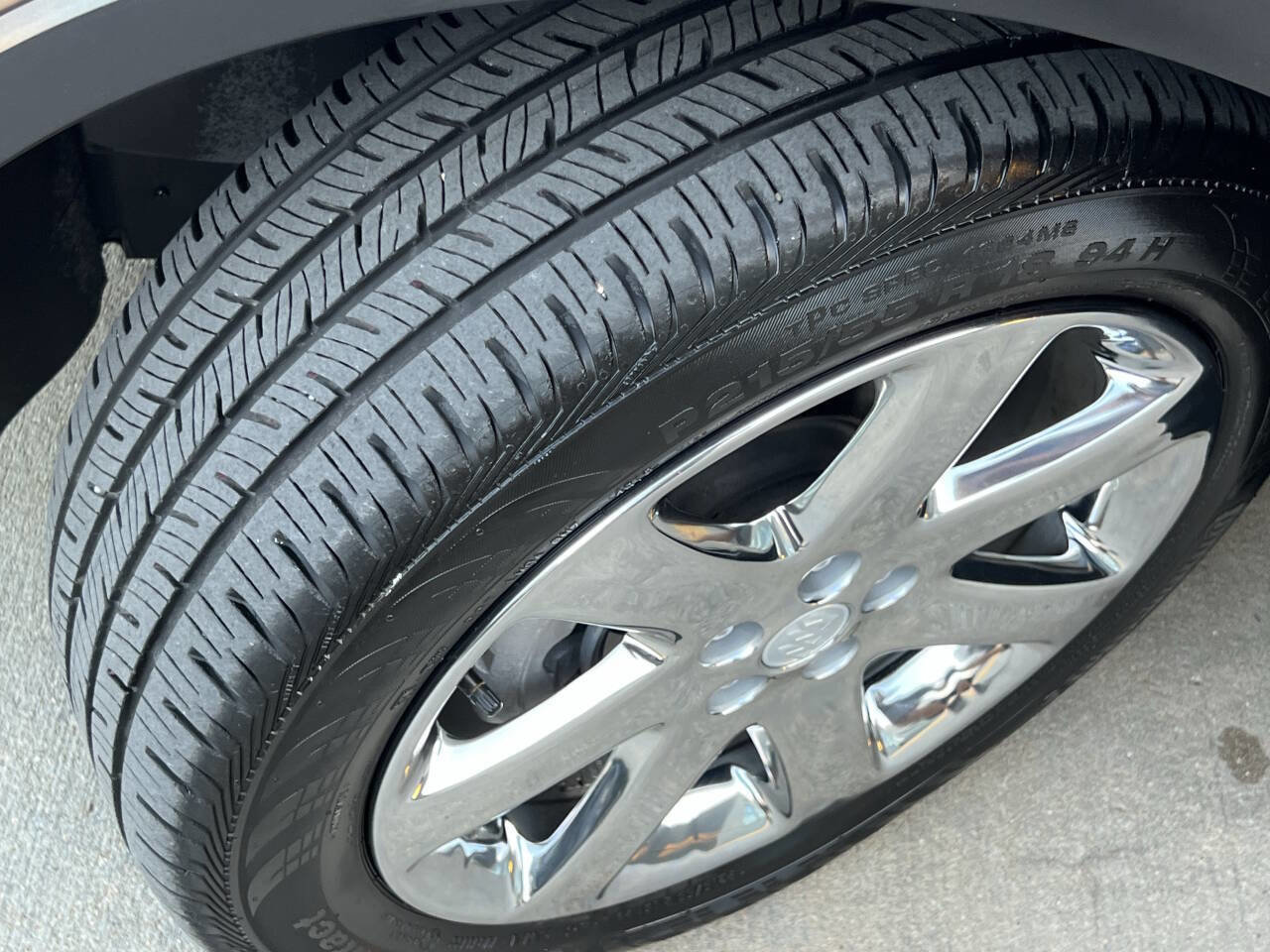 Used 2019 Buick Encore Essence w/ Experience Buick Package image 14