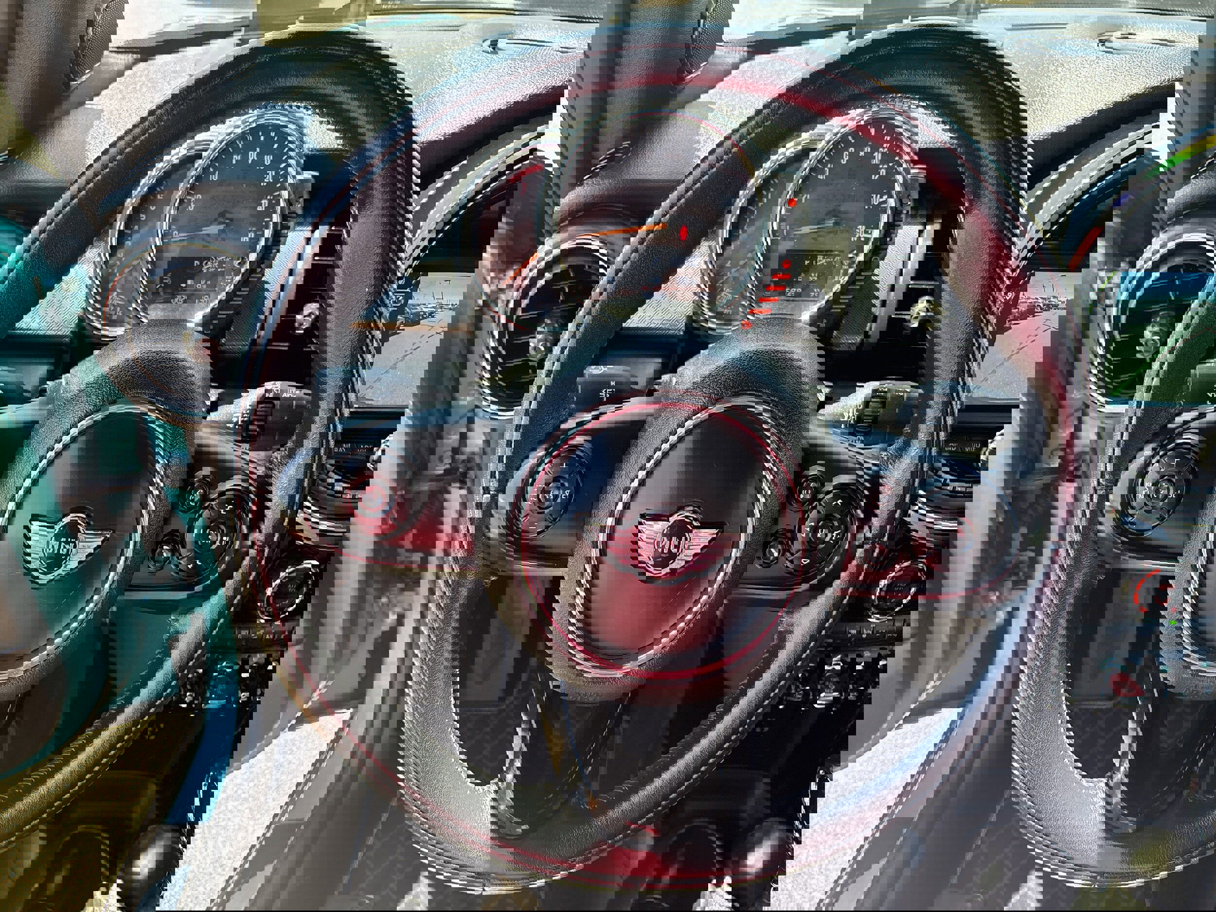 Used 2016 MINI Cooper S image 12