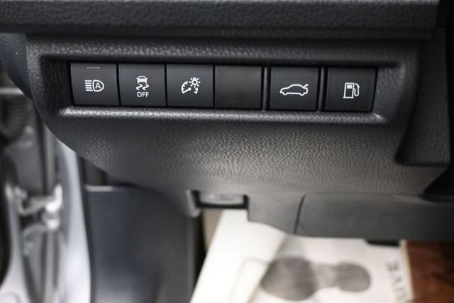 Used 2025 Toyota Camry LE FWD image 26