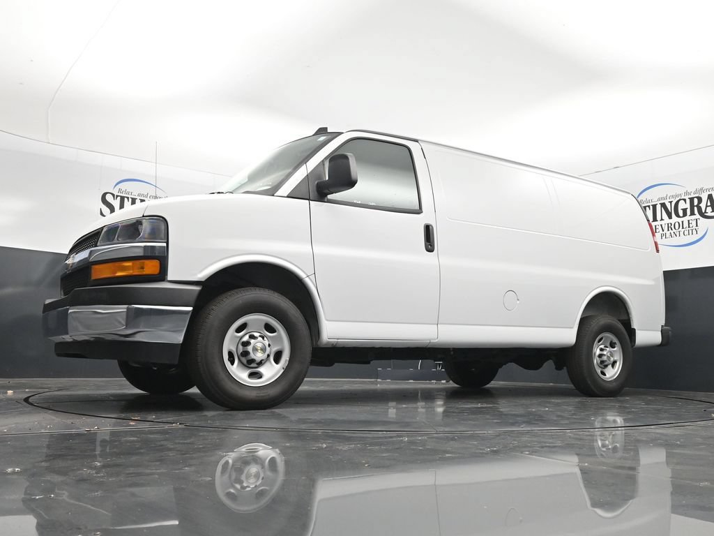 Used 2021 Chevrolet Express 2500 Extended w/ Driver Convenience Package RWD image 28