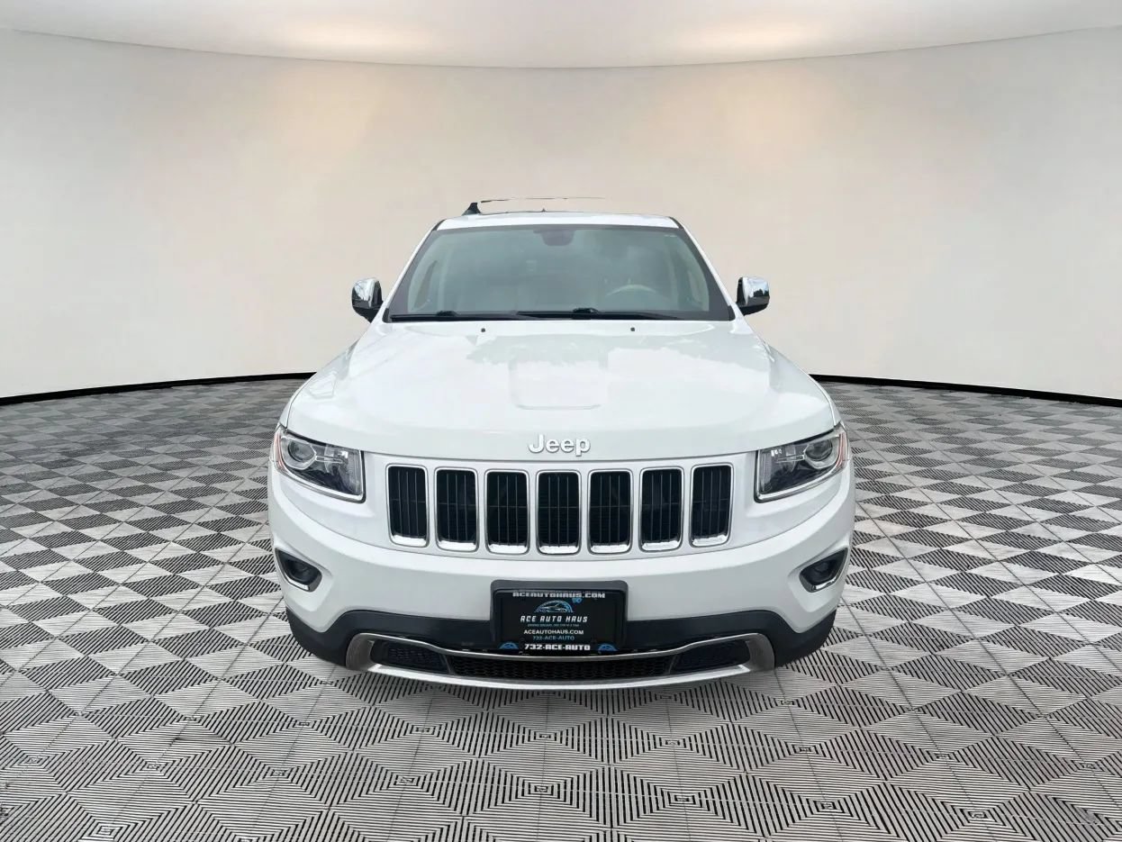 Used 2016 Jeep Grand Cherokee Limited AWD/4WD image 2