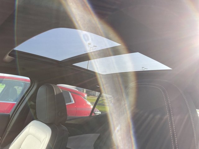 Used 2024 Chevrolet Equinox EV LT image 37