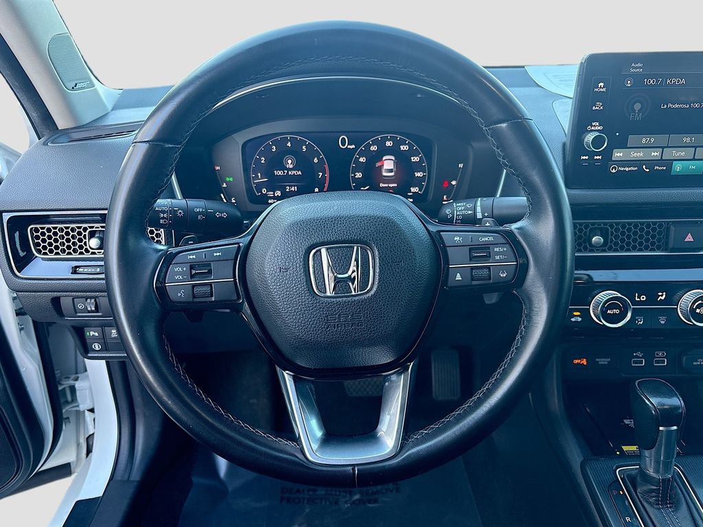 Used 2022 Honda Civic Touring image 11
