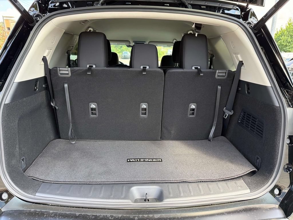 New 2026 Nissan Pathfinder SV w/ Lighting Package FWD image 22