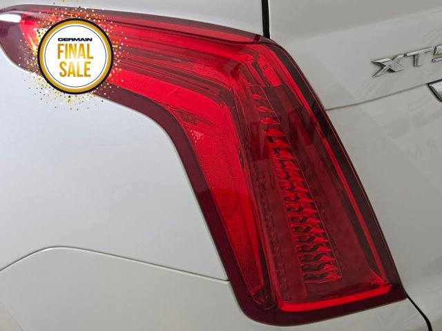 Used 2017 Cadillac XT5 Luxury w/ Driver Awareness Package image 13