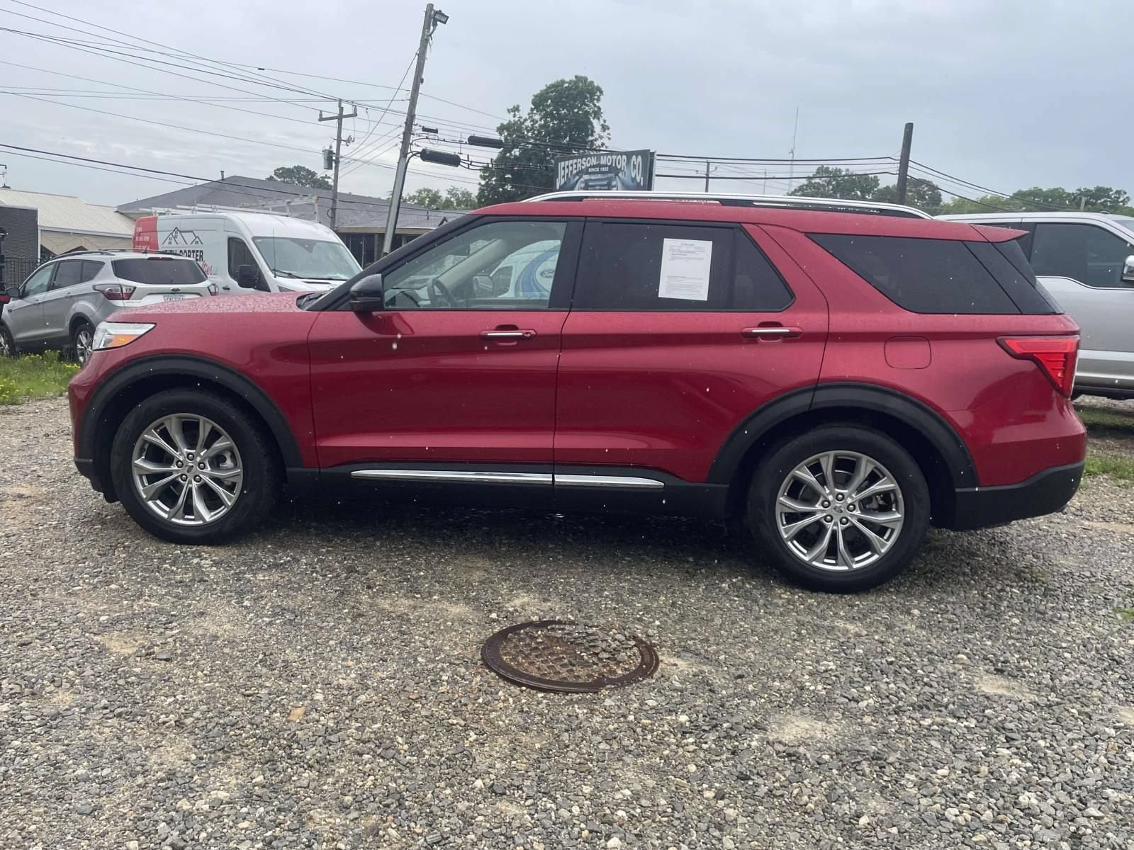 Used 2021 Ford Explorer Limited w/ Equipment Group 301A RWD image 9