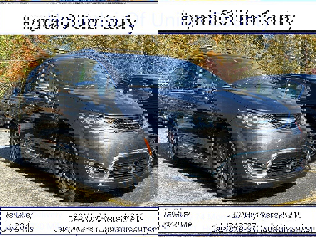 Used 2019 Chrysler Pacifica Limited w/ Advanced Safetytec Group