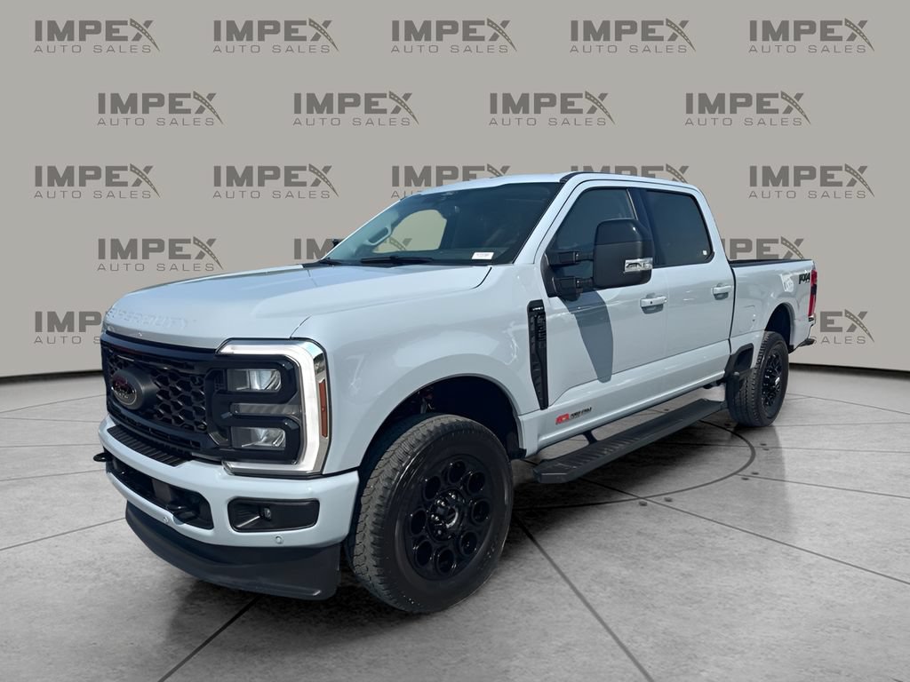 Used 2026 Ford F350 Lariat w/ Black Appearance Package AWD/4WD video 1