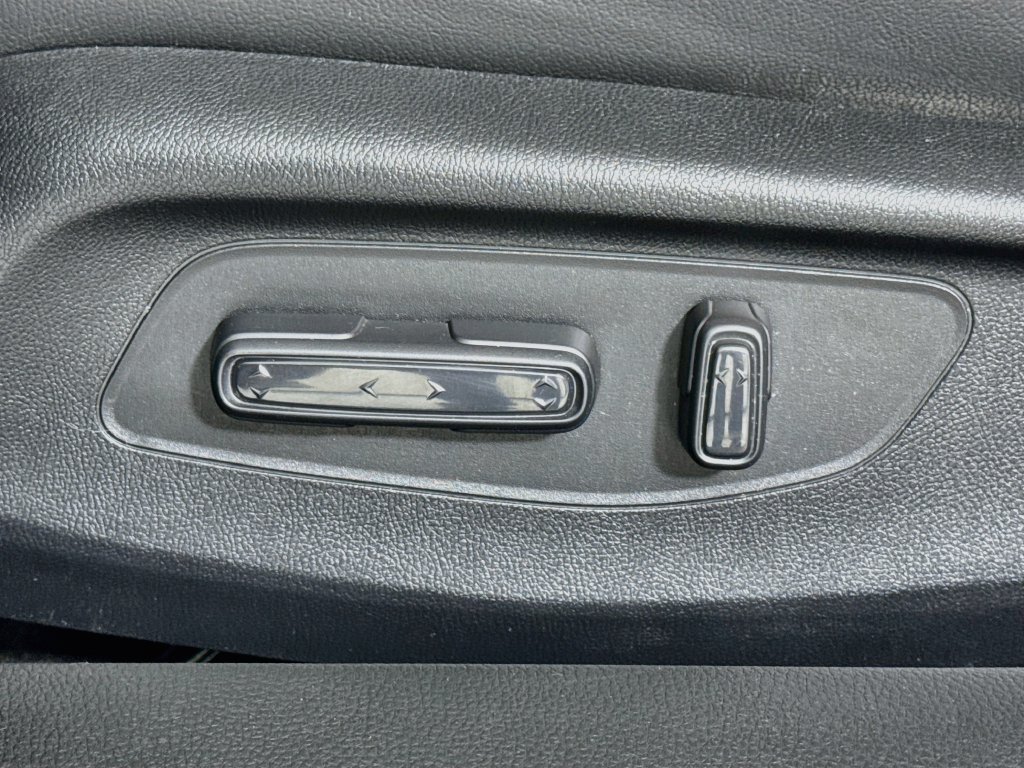 Used 2023 Honda Civic EX-L image 15