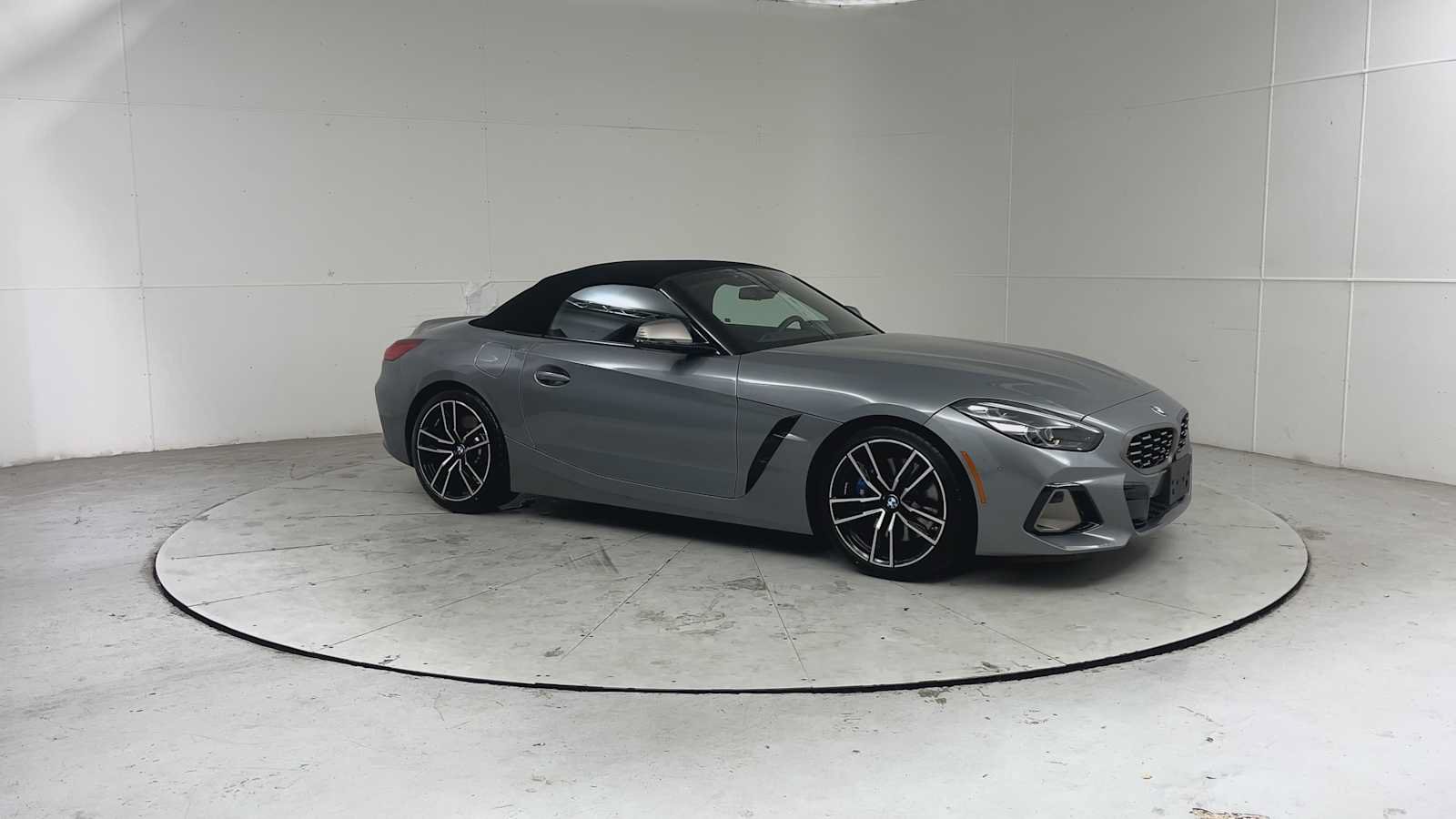 Used 2023 BMW Z4 M40i w/ Premium Package RWD image 8