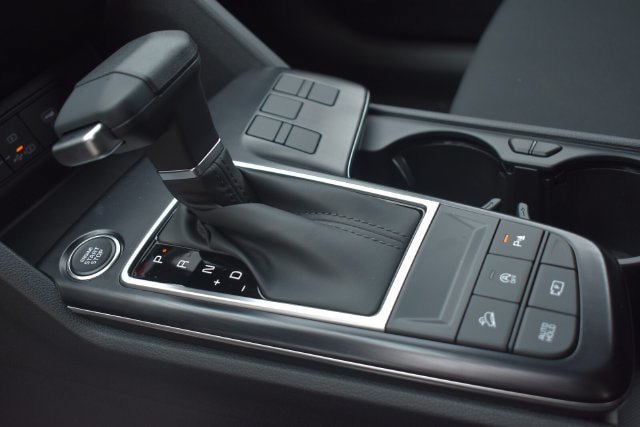 New 2027 Kia Sportage LX FWD image 22