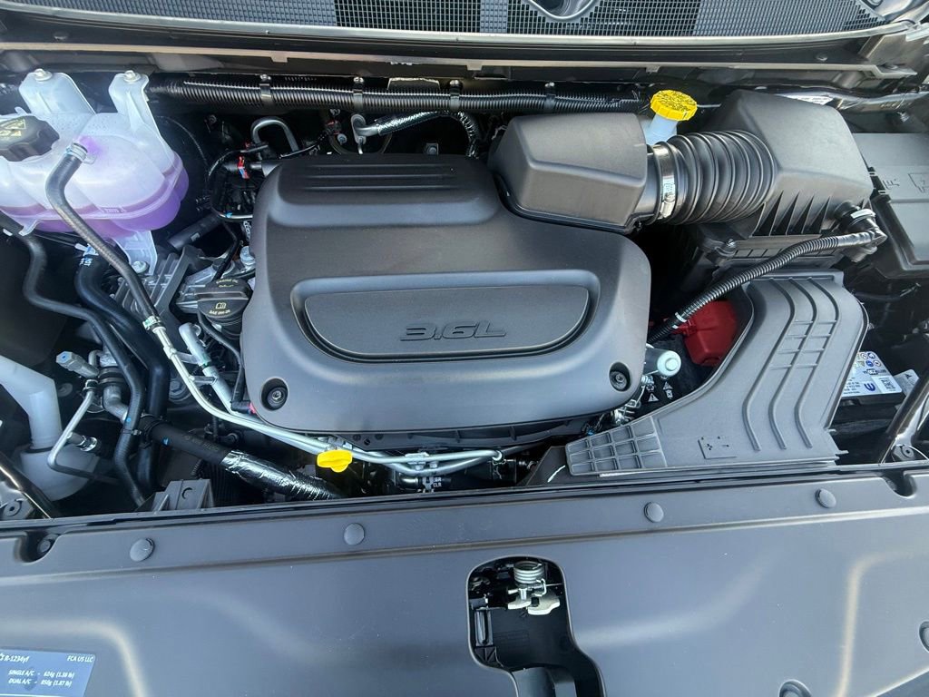 New 2026 Chrysler Pacifica Select image 28