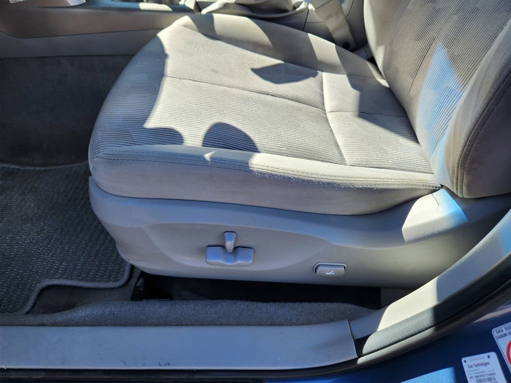 Used 2010 Subaru Forester 2.5X Premium w/ Utility Pkg image 16