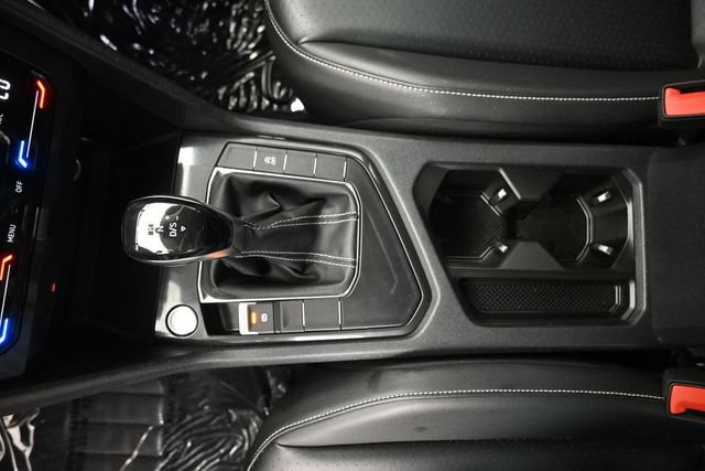 Used 2022 Volkswagen Tiguan SE FWD image 23