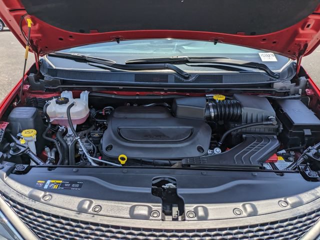 Used 2025 Chrysler Voyager LX FWD image 35