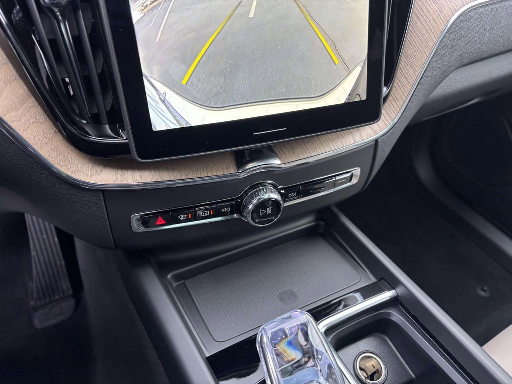 New 2026 Volvo XC60 T8 Plus w/ Protection Package Premier image 21