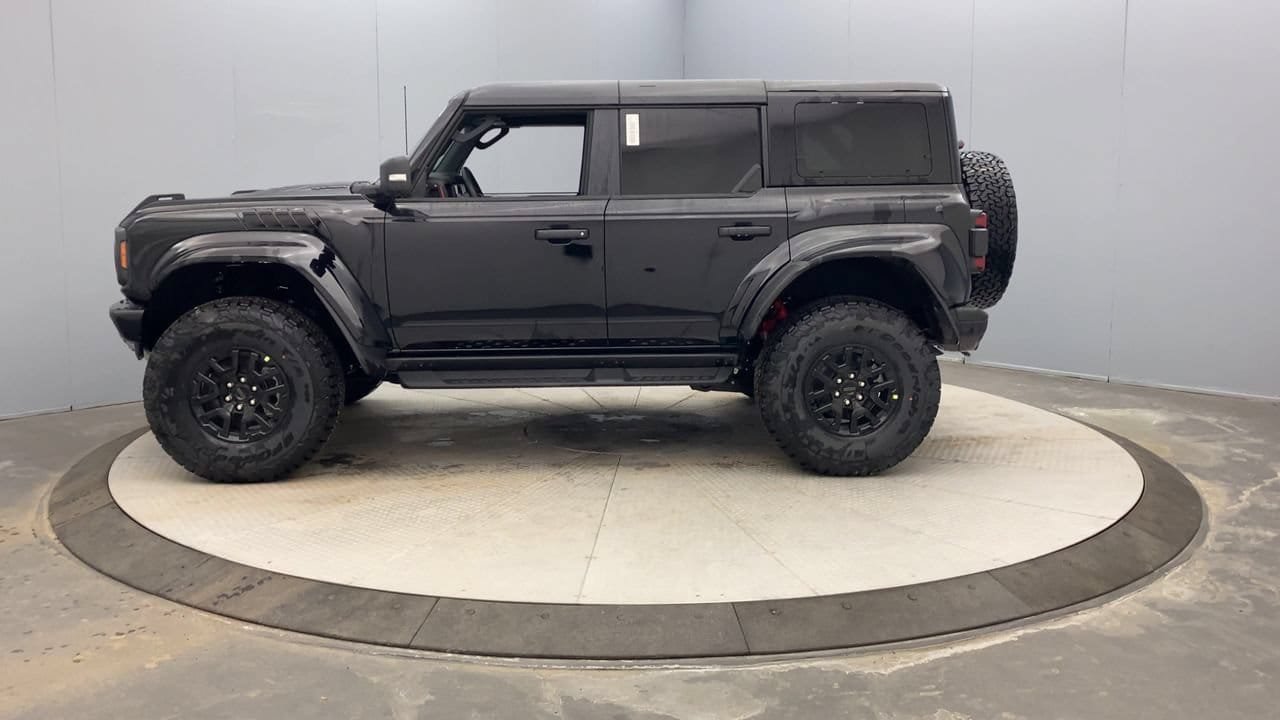 New 2026 Ford Bronco Raptor AWD/4WD image 2