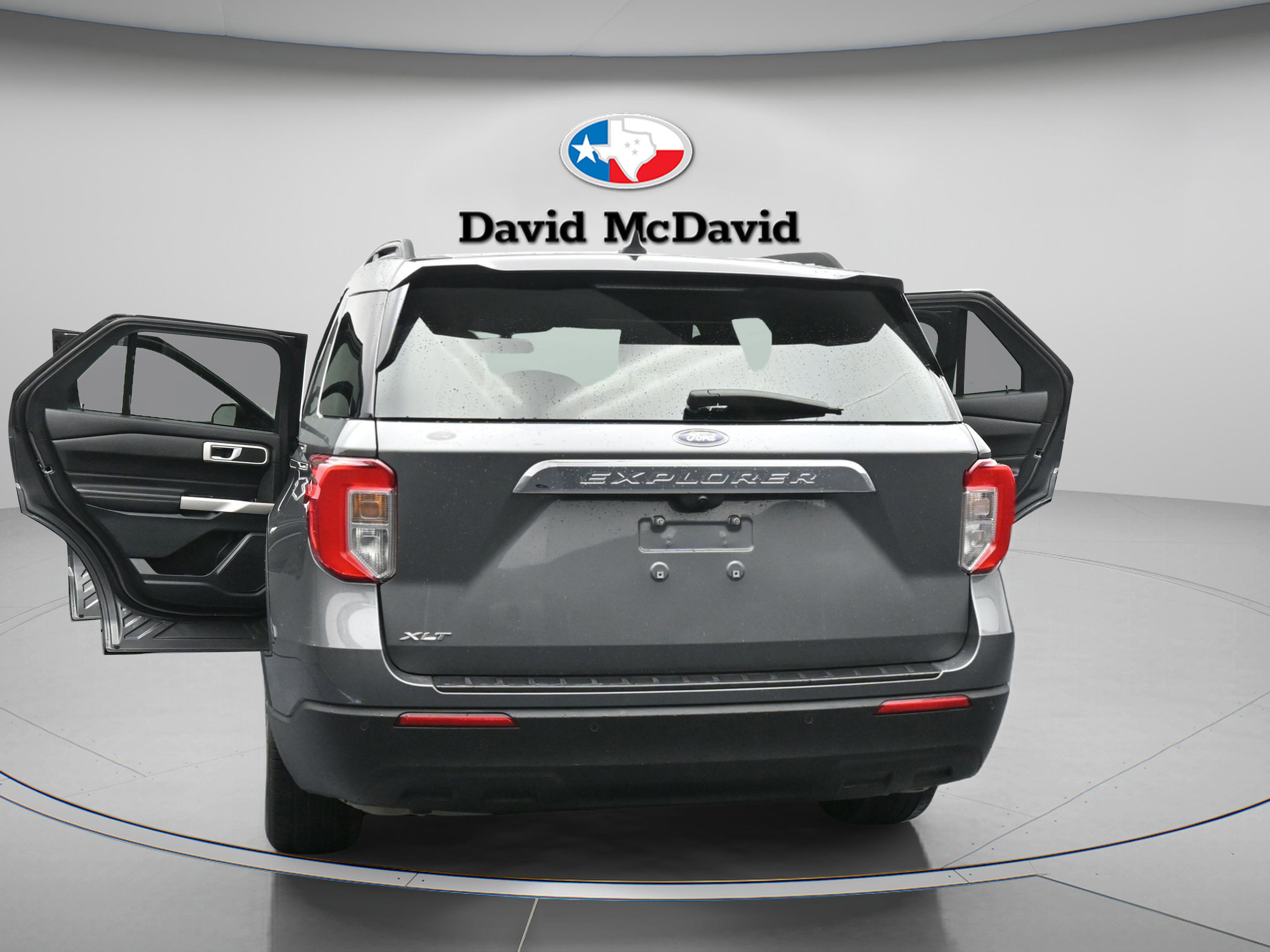Used 2023 Ford Explorer XLT RWD image 46