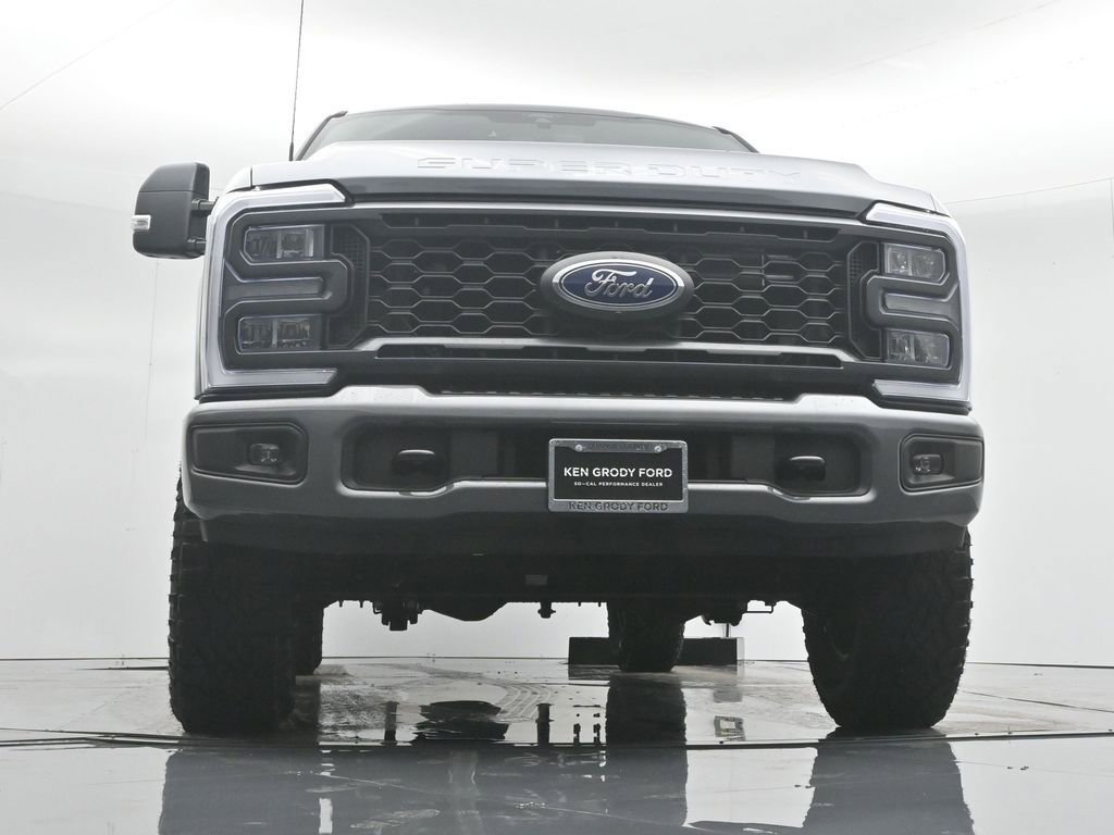 Used 2024 Ford F250 Lariat w/ Tremor Off-Road Package image 51