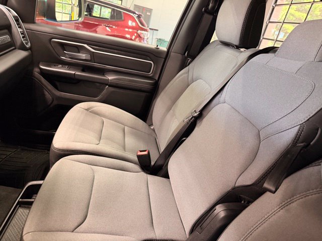 Used 2023 RAM 1500 Big Horn AWD/4WD image 32