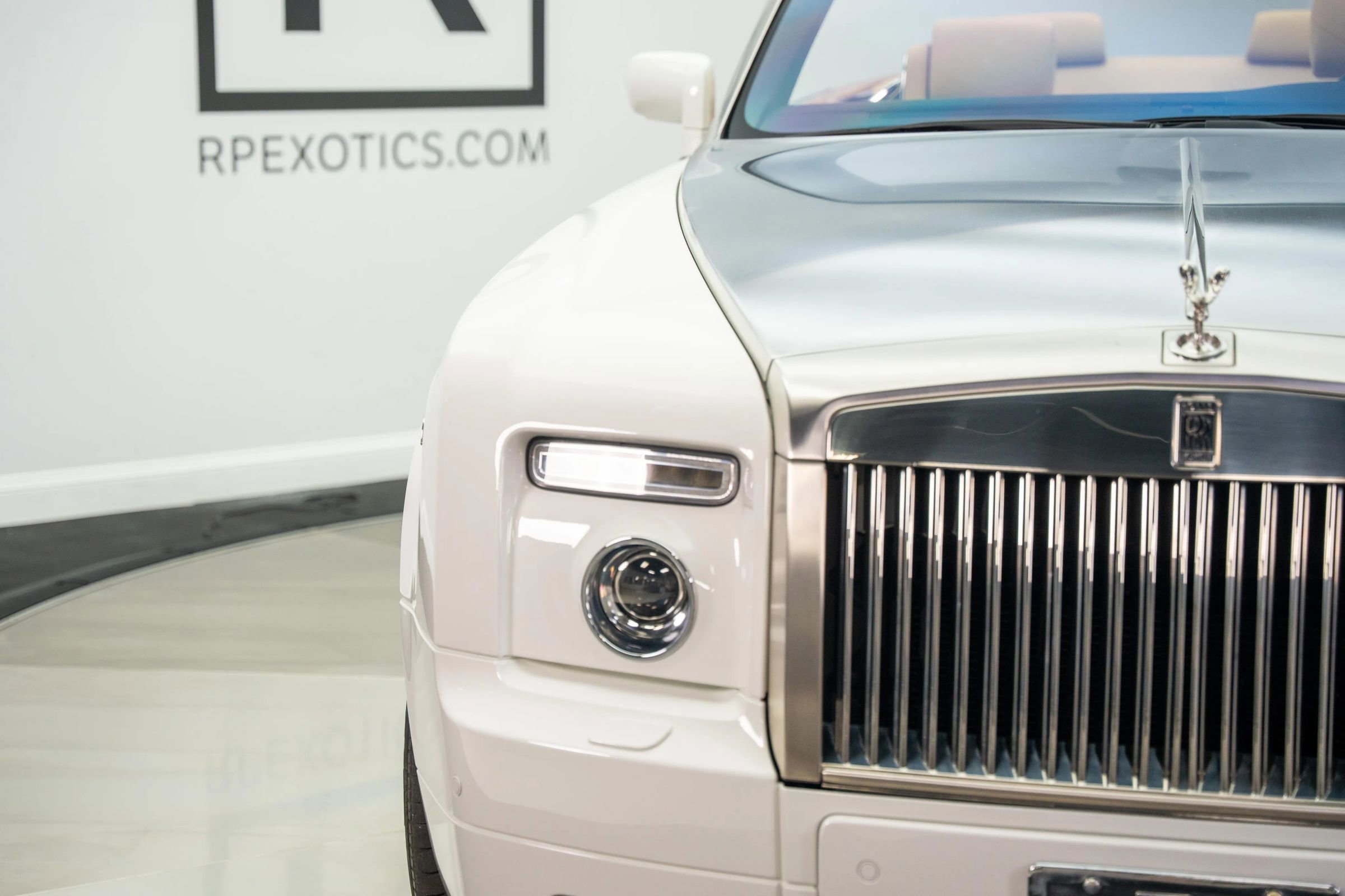 Used 2009 Rolls-Royce Phantom Drophead Coupe image 20