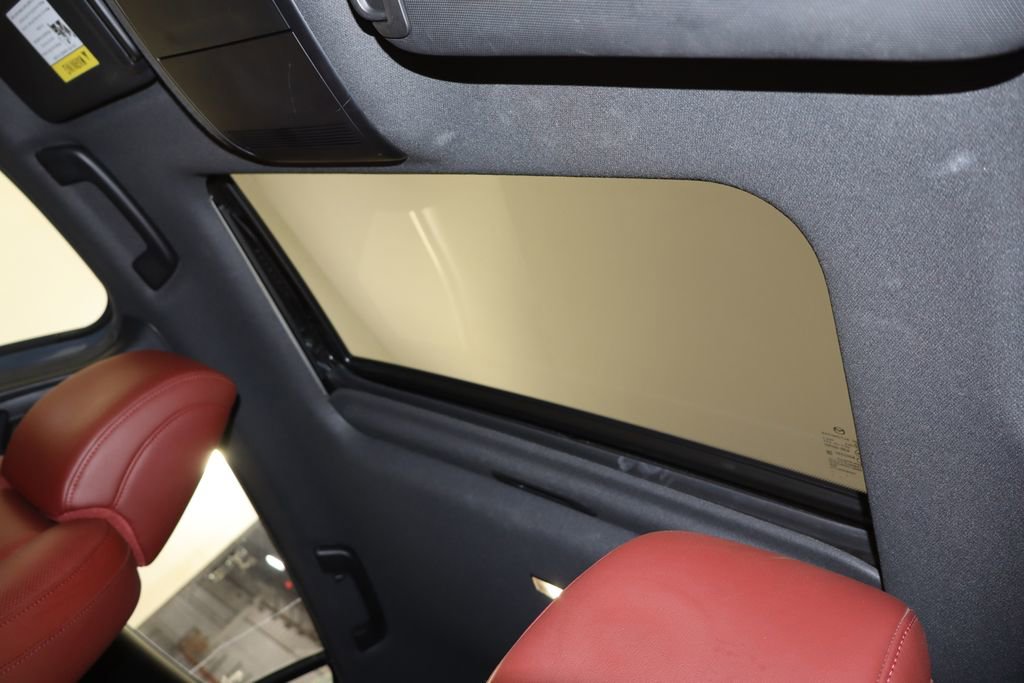 Used 2021 MAZDA MAZDA3 Hatchback w/ Appearance Package image 27