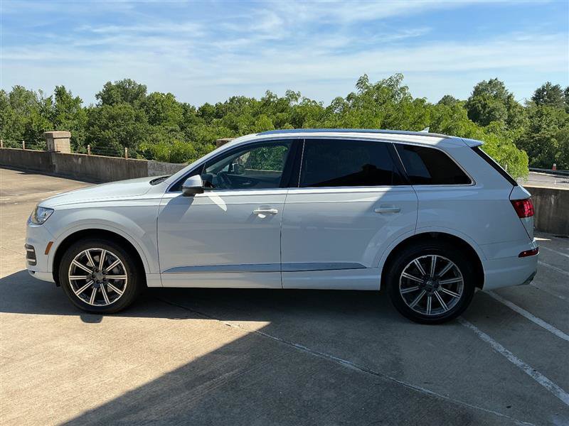 Used 2017 Audi Q7 3.0T Premium Plus AWD/4WD image 3