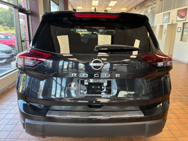 Used 2026 Nissan Rogue SV FWD image 11